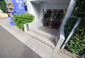 【エントランス】