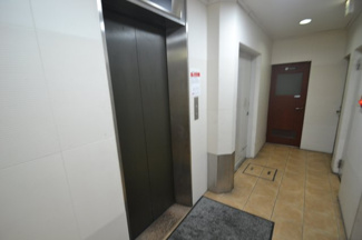 【エントランス】