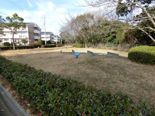 コンフォール学園緑が丘第1　５号棟の周辺