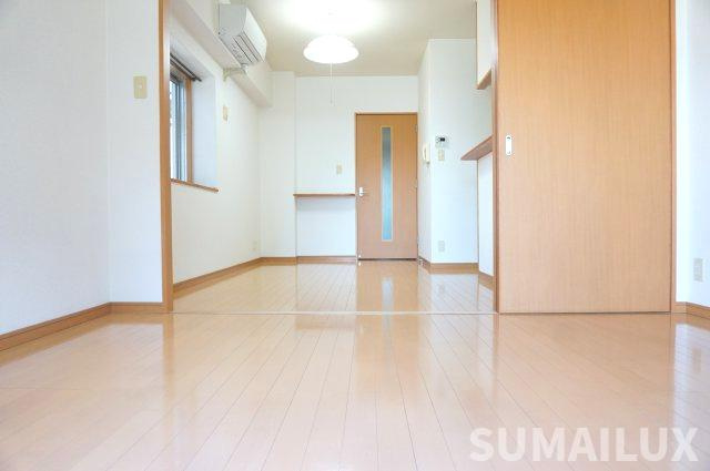 ビュークレスト京町の居間・リビング