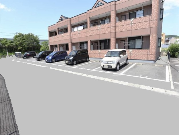 プリーマ・ヴィラⅠ番館の駐車場