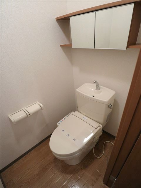 プリーマ・ヴィラⅠ番館のトイレ