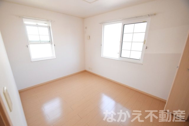 【寝室】 | 落ち着いて過ごせるお部屋なので、寝室にいかがでしょうか