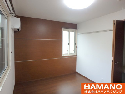 【内装】 | ロイヤルローサ | 内装は落ち着いています