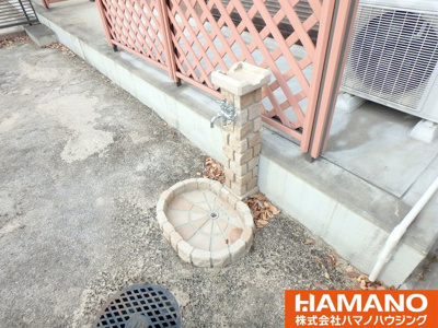 【庭】 | ロイヤルローサ | 簡単な家庭菜園も楽しめるお庭です