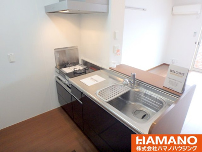 【キッチン】 | ロイヤルローサ | キッチンです