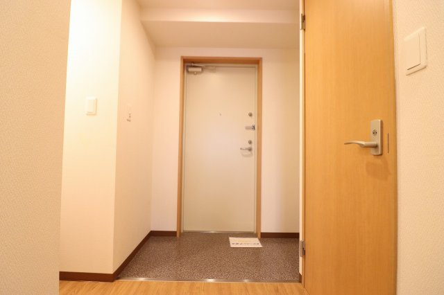 【玄関】 | グリーンハウスウエコー