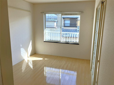 【洋室】 | ウエストパレスヒエイ