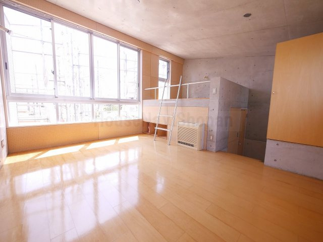 【寝室】 | グランドソレーユ | 室内写真は同タイプ別室の写真です。現況と異なる部分は現況優先となります。