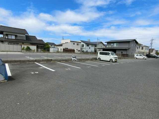 ハイツ安倍21　Ⅱ棟の駐車場