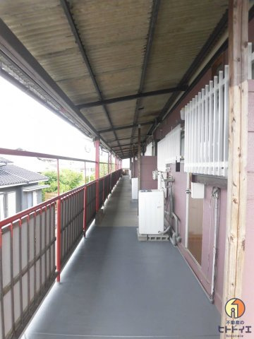 栗原アパートのエントランス|玄関前共用通路です(2階部分)