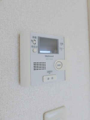 【セキュリティ】 | アストラエア06 | 防犯対策に有効なカメラ付きインターホン！突然の来客にもバッチリ対応できちゃいます☆