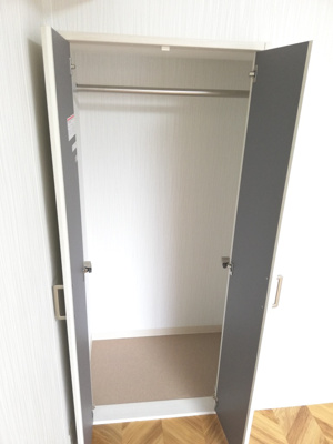 【収納】 | 第二サンマンション | ～西側洋室の収納～