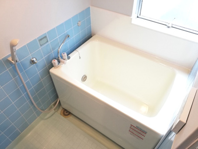 【浴室】 | 第二サンマンション | ～新品の浴槽（追い焚き機能付き）～