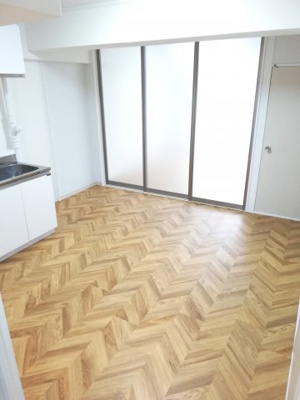 【居間・リビング】 | 第二サンマンション | ～広々した7.5帖のダイニング～