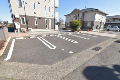 【駐車場】 | ビューテラス平井Ａ