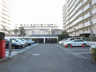 【駐車場】 | 平置き駐車場・機械式駐車場