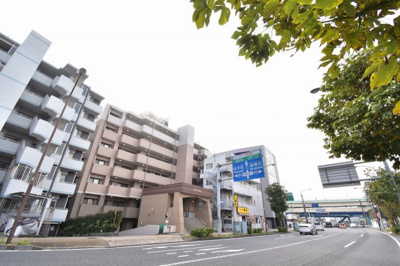 【外観】 | アール・ケープラザ三ツ沢Ⅱ | 横浜市営地下鉄ブルーライン「三ツ沢上町」駅徒歩2分
通勤時間の短縮でご家族と過ごす時間を増やす事が出来ます。