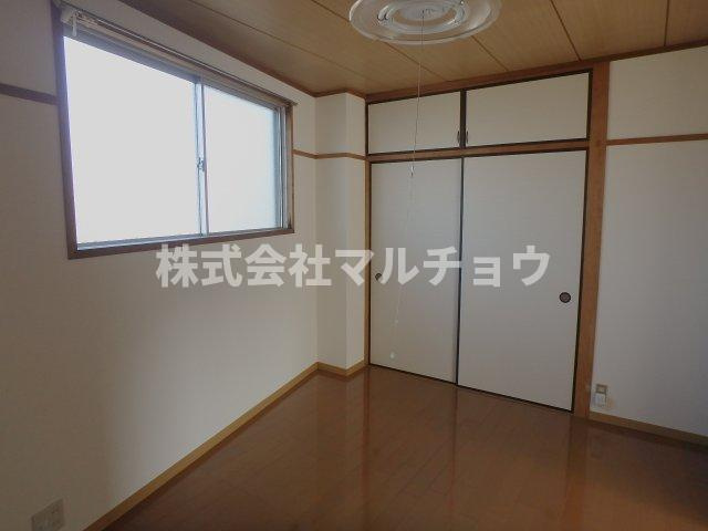 ビブレ下三栖の洋室|コンパクトで使いやすい洋室です