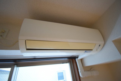 【設備】 | TMコート大開 | 嬉しいエアコン付き！