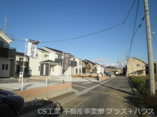 【前面道路含む現地写真】 | 前面道路含む現地写真です