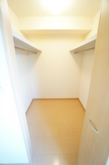 【収納】 | バニュルスⅢ | ※同物件・同タイプの写真です。