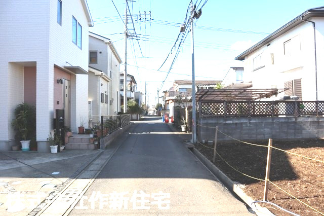 八千代市大和田　売地　約６７坪　南側４ｍ公道面の前面道路含む現地写真