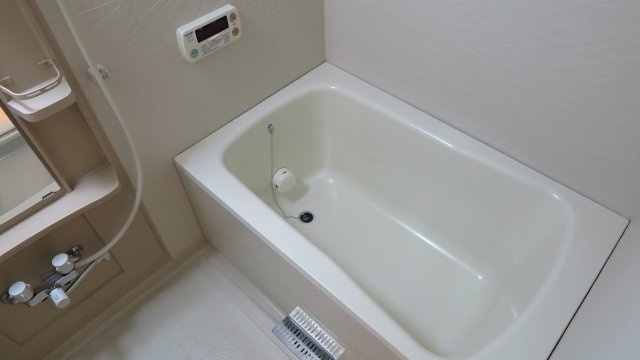 メゾンキコー靭本町の浴室