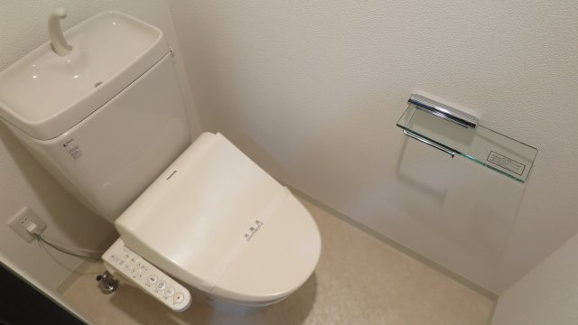 メゾンキコー靭本町のトイレ