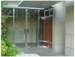 【エントランス】