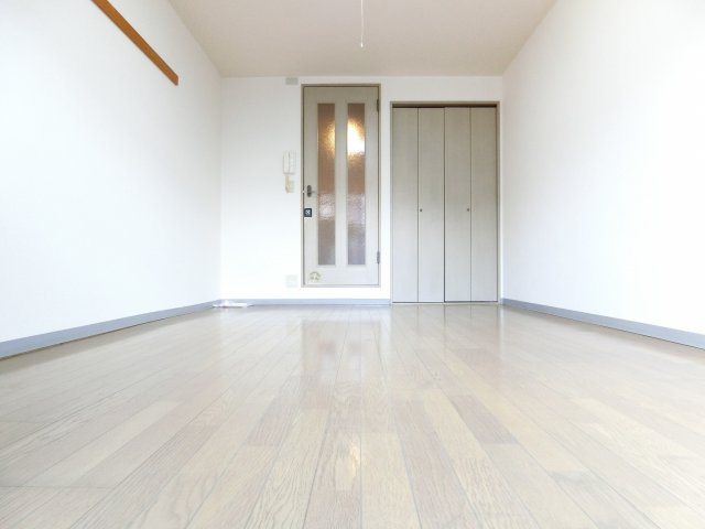 サンハイムHOKYOの居間・リビング