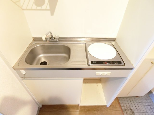 サンハイムHOKYOのキッチン