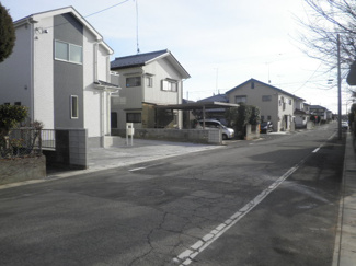 【前面道路含む現地写真】 | 前面道路含む現地写真です