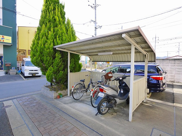 クラスターコートのその他共用部分|駐輪場