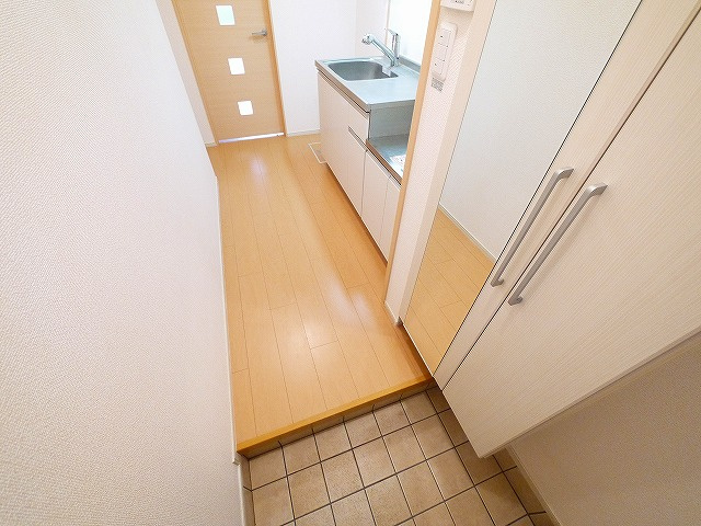 ヒーリング　ヴィレッジの玄関|落ち着いた玄関です