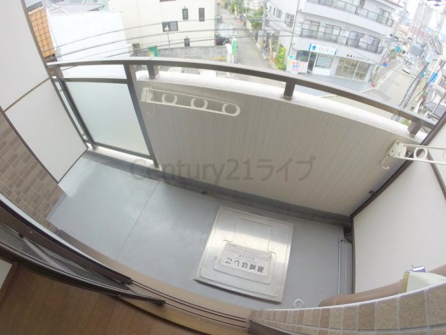 【バルコニー】 | リアライズ逆瀬川