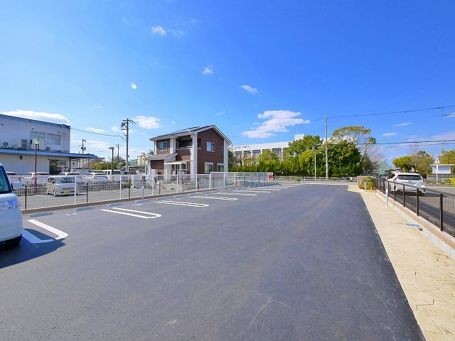 セレーノの駐車場|駐車場です