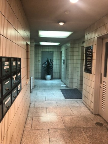 亜細亜観光ビルのロビー