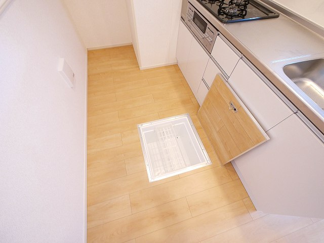 セレーノ（荒蒔町）の設備|床下収納