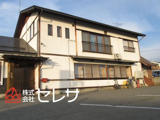 小立3丁目13-22(貸家)の外観