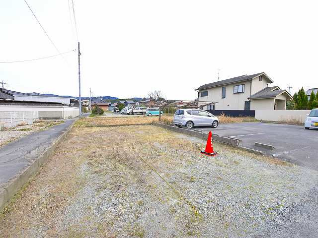 楢町駐車場（397-3）