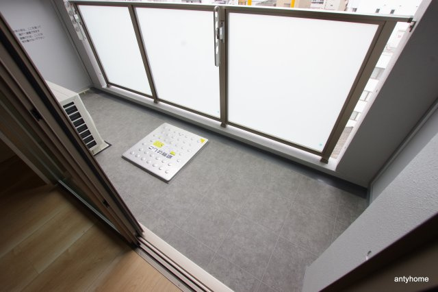 アザレア梅田　仲介手数料無料のバルコニー