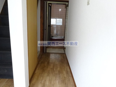 【玄関】 | 六万寺町2丁目貸家