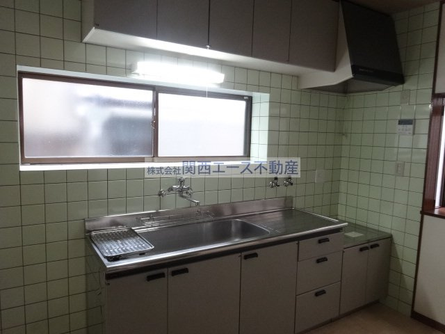  | 六万寺町2丁目貸家