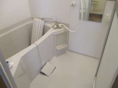 【浴室】 | ハイツシオン | 日々の暮らしに欠かせないお風呂です