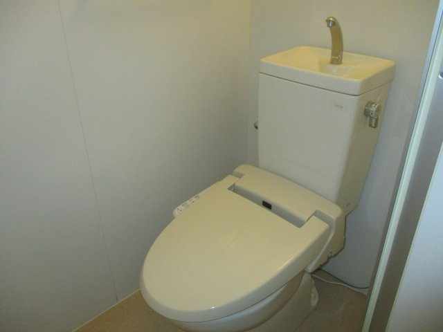ハイツシオンのトイレ|コンパクトで使いやすいトイレです