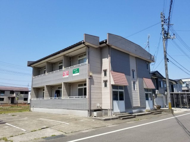 ハイツシオンの外観