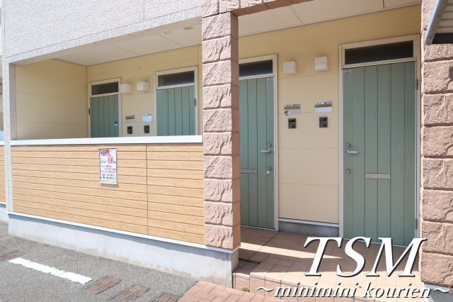 ルシアＳ＆Ｔのエントランス