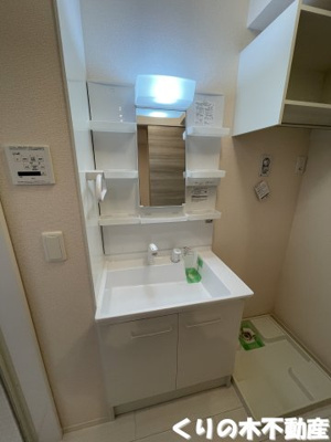 【洗面所】 | Nefuelt | 脱衣スペースもあります