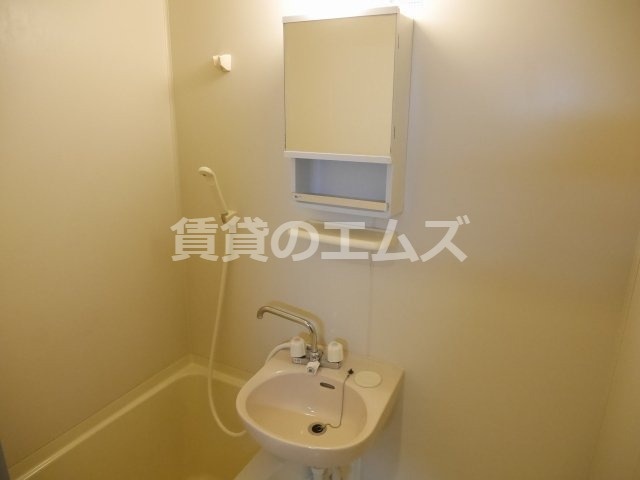 【浴室】 | 竹下駅前ＥＮハイツ | 竹下駅前ＥＮハイツの風呂